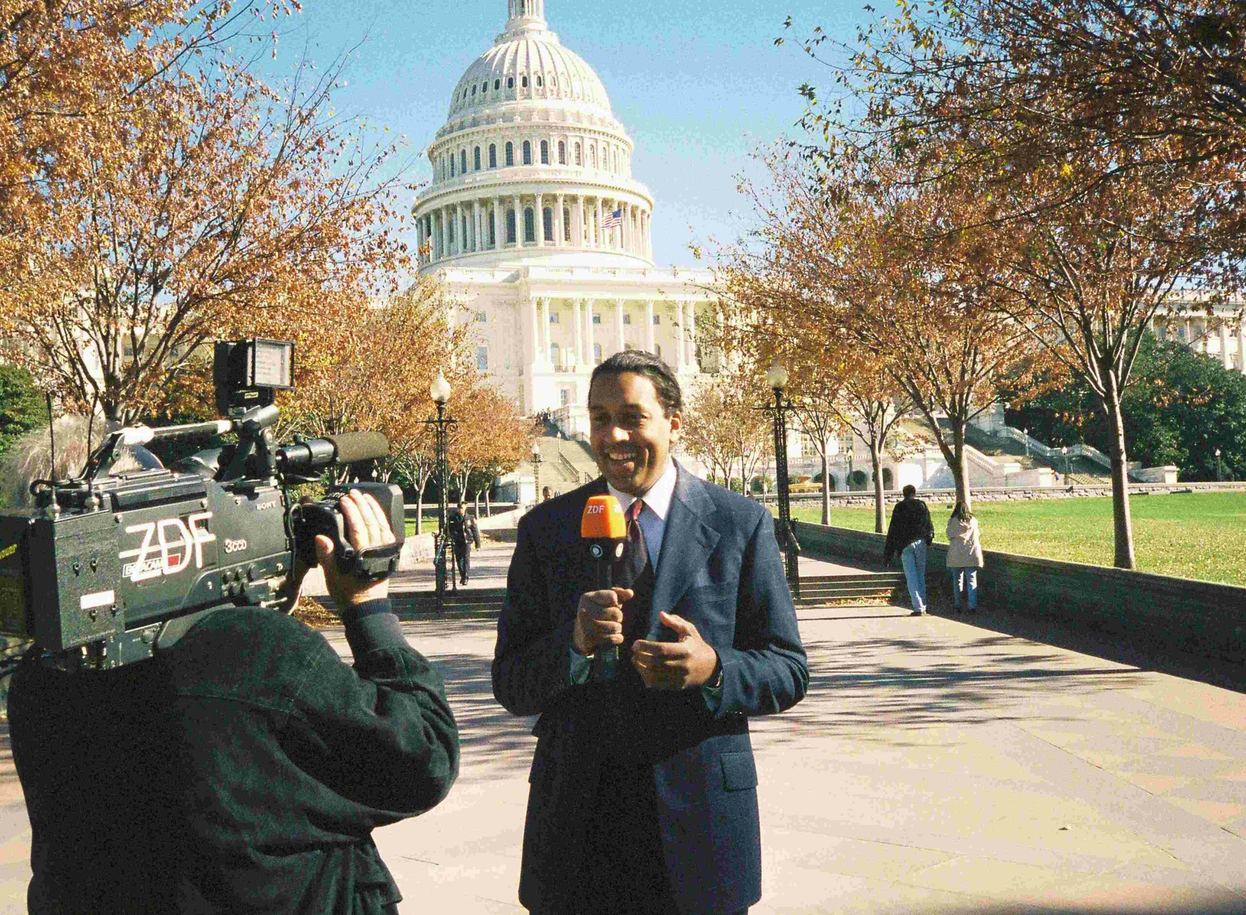 Cherno Jobatey reporting for ZDF-TV Capitol Washington DC3