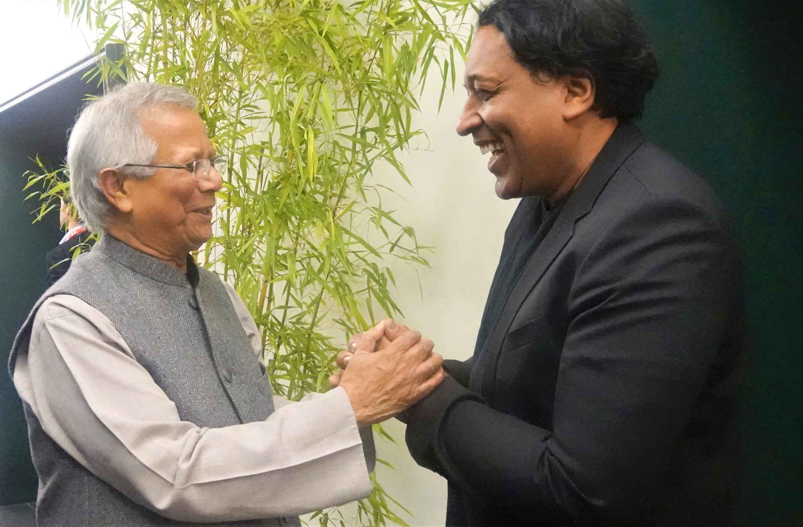 Muhammad Yunus & Cherno Jobatey